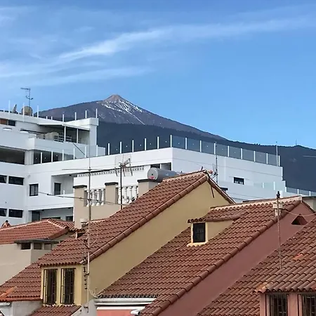 Tele-working. Central. Gran Balcon. Vistas. Puerto de la Cruz (Tenerife)